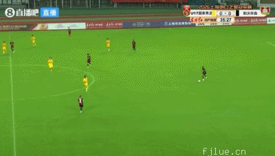 先丢球！对手送出直塞默哈马迪破门，U17国足0-1落后勒沃库森U17